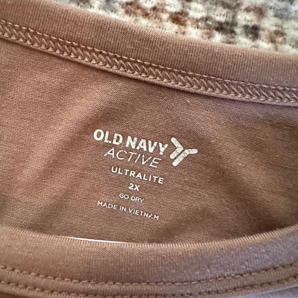 Tan tee - Picture 2 of 3